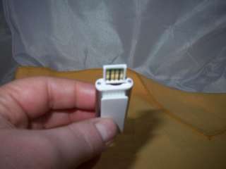 2GB USB Drive Flash Clip  Player SILVER Clip2  