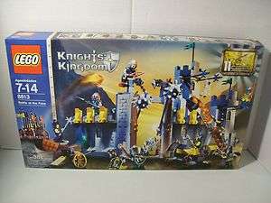 Lego 8813 Castle Knights Kingdom Battle of the Pass w/Box 