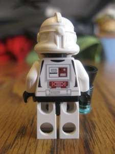 LEGO Star Wars Clone Scout Walker Trooper Set # 7250  