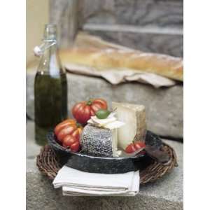  Italian Cheese, Tomatoes, Olive Oil and White Bread 