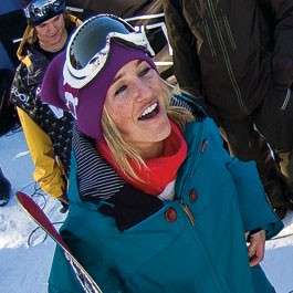 NEW Women Oakley FARE 2 Jacket Gretchen Bleiler mane snowboard ski 