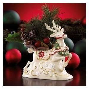  Lenox Petals and Pearls Reindeer with Wreath Vase New in 