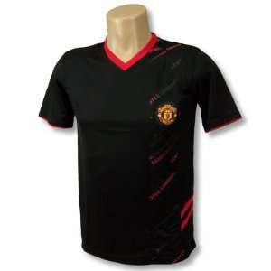 MANCHESTER UNITED SOCCER OFFICIAL LOGO FIELD JERSEY YOUTH LARGE 
