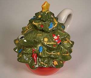   Christmas Heritage Sculptured Tea for One Tea Pot Christmas Tree NIB