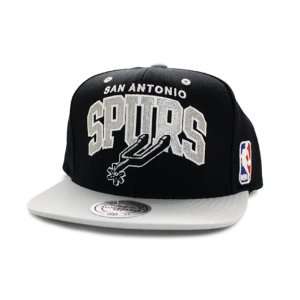 Mitchell & Ness San Antonio Spurs Snap Back Hat Black Grey  